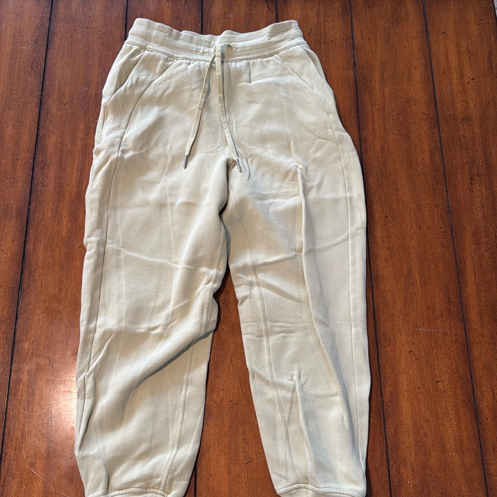 Lulu - Scuba Sweatpants - Size 6 - Fleece Lined